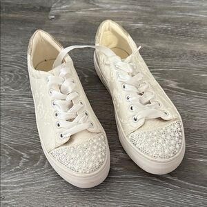 Elegant White Lace Women's Sneakers